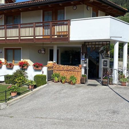 شقة Mansarda Con Giardino Val Di Sole Trentino Terzolas المظهر الخارجي الصورة